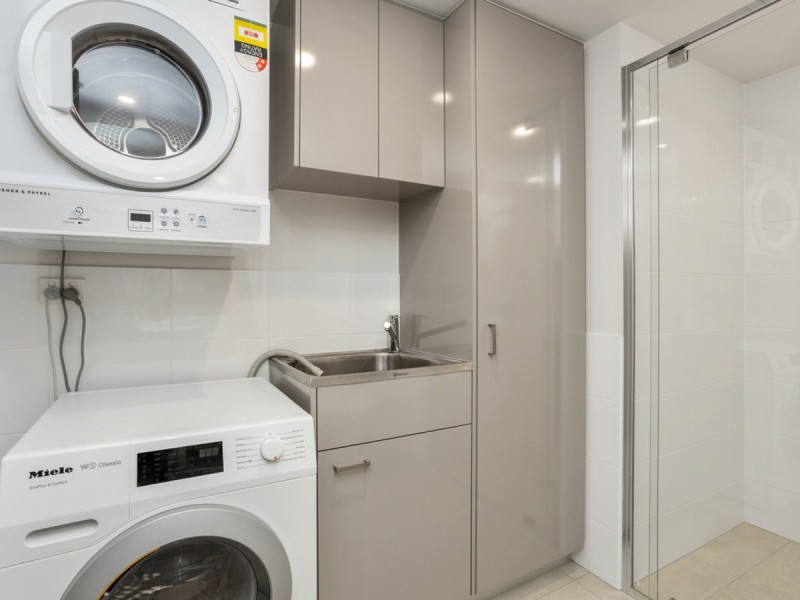 1402/63 Adelaide Terrace, East Perth WA 6004