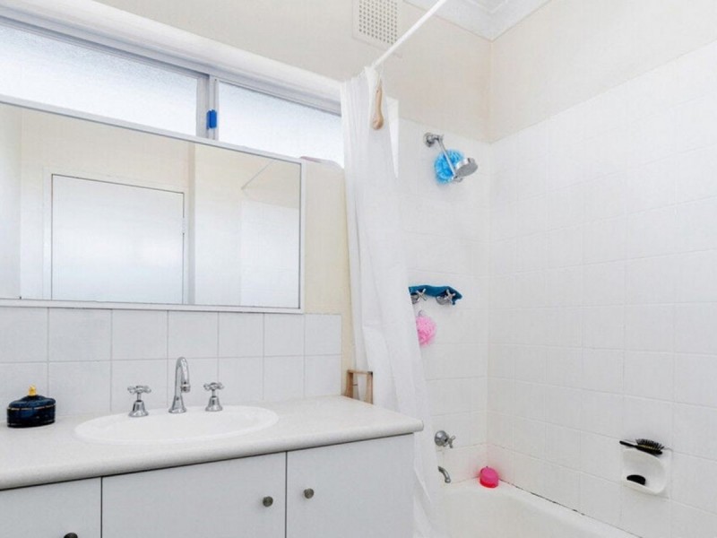 57E Amberton Avenue, Girrawheen WA 6064