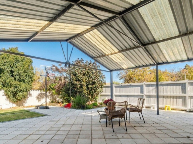 57E Amberton Avenue, Girrawheen WA 6064