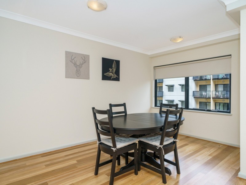 54/128 Mounts Bay Road, Perth WA 6000