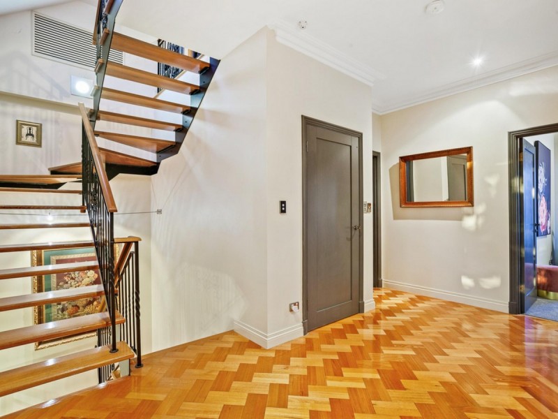 8 Victory Terrace, East Perth WA 6004