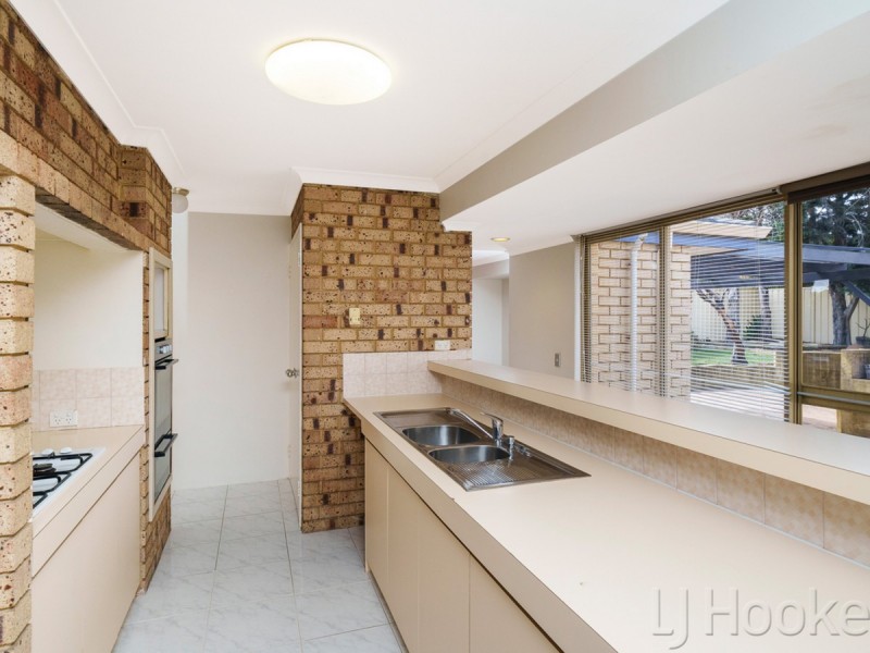 25 Jackson Avenue, Winthrop WA 6150