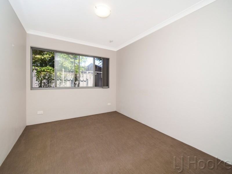 2/3 Packham Road, Hamilton Hill WA 6163