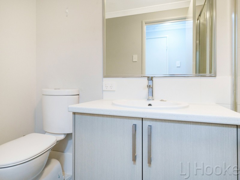 2/3 Packham Road, Hamilton Hill WA 6163