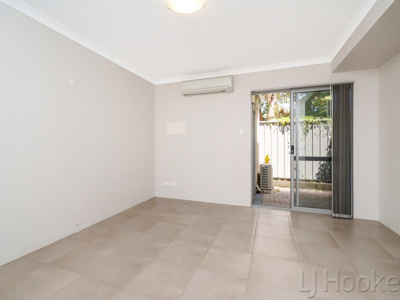 2/3 Packham Road, Hamilton Hill WA 6163