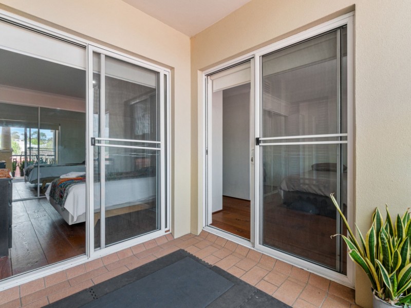 2/41 Brown Street, East Perth WA 6004