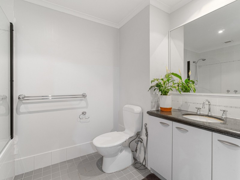 2/41 Brown Street, East Perth WA 6004