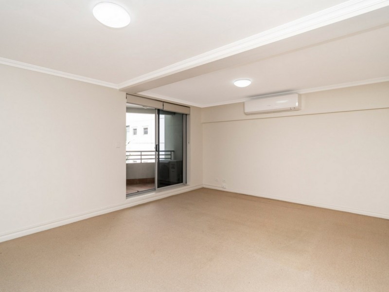10/134 Mounts Bay Road, Perth WA 6000