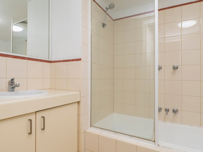 10/134 Mounts Bay Road, Perth WA 6000