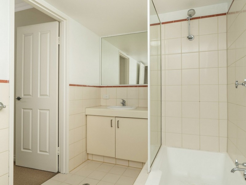 10/134 Mounts Bay Road, Perth WA 6000