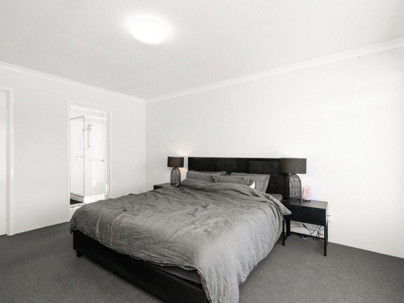 10A Plover Place, Ballajura WA 6066