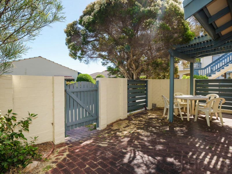 9/8 Deeley Street, Maylands WA 6051