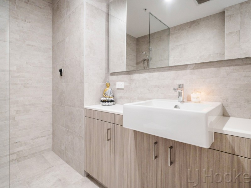 1702/380 Murray Street, Perth WA 6000