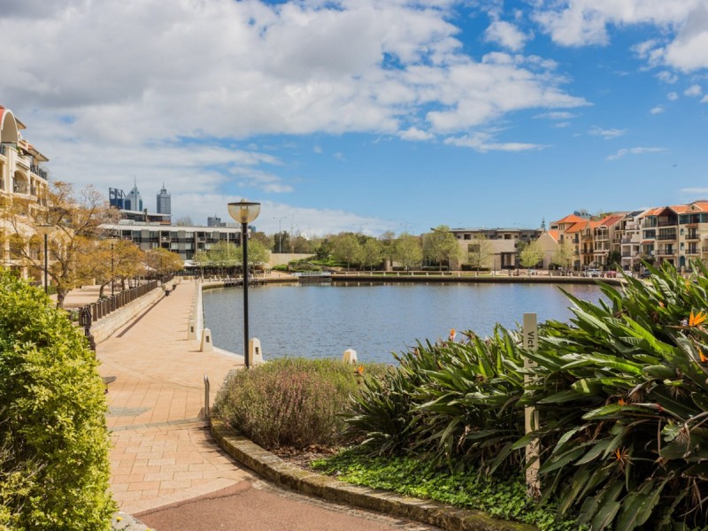 54/11 Regal Place, East Perth WA 6004