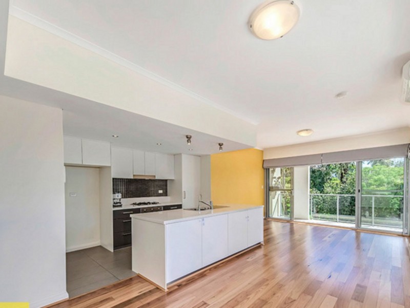 6/2 Bremer Promenade, East Perth WA 6004