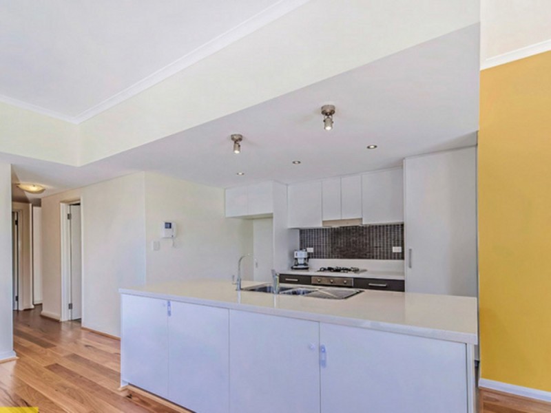 6/2 Bremer Promenade, East Perth WA 6004