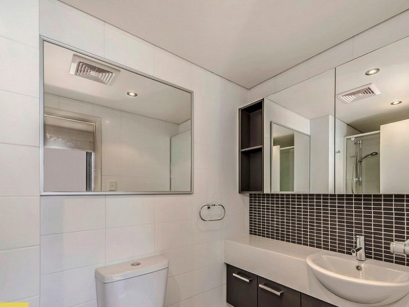 6/2 Bremer Promenade, East Perth WA 6004