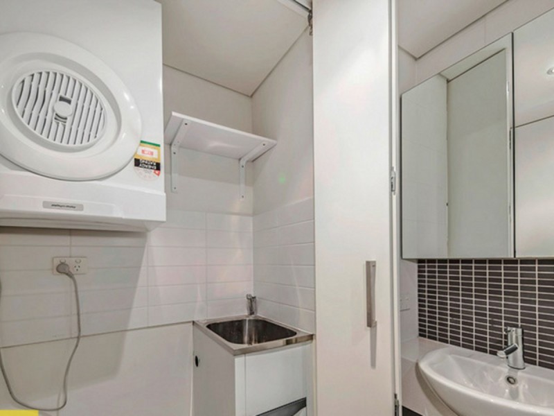 6/2 Bremer Promenade, East Perth WA 6004