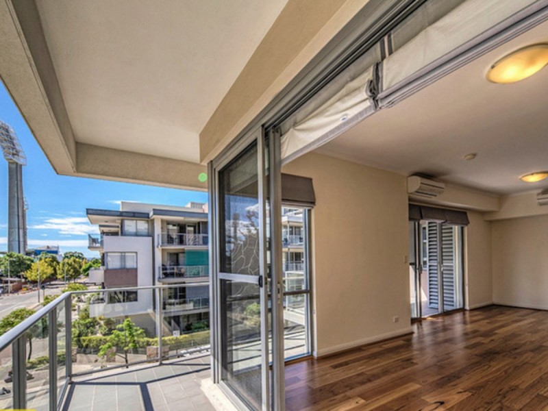 6/2 Bremer Promenade, East Perth WA 6004