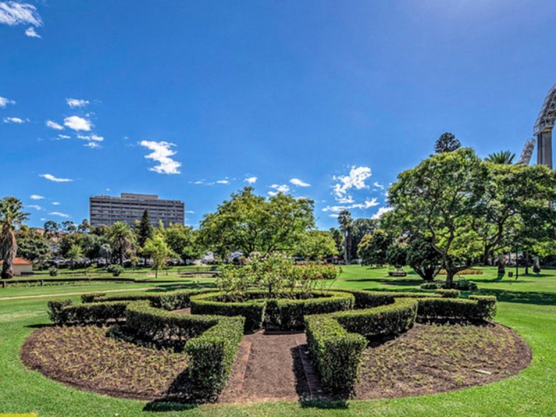 6/2 Bremer Promenade, East Perth WA 6004