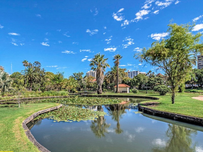 6/2 Bremer Promenade, East Perth WA 6004