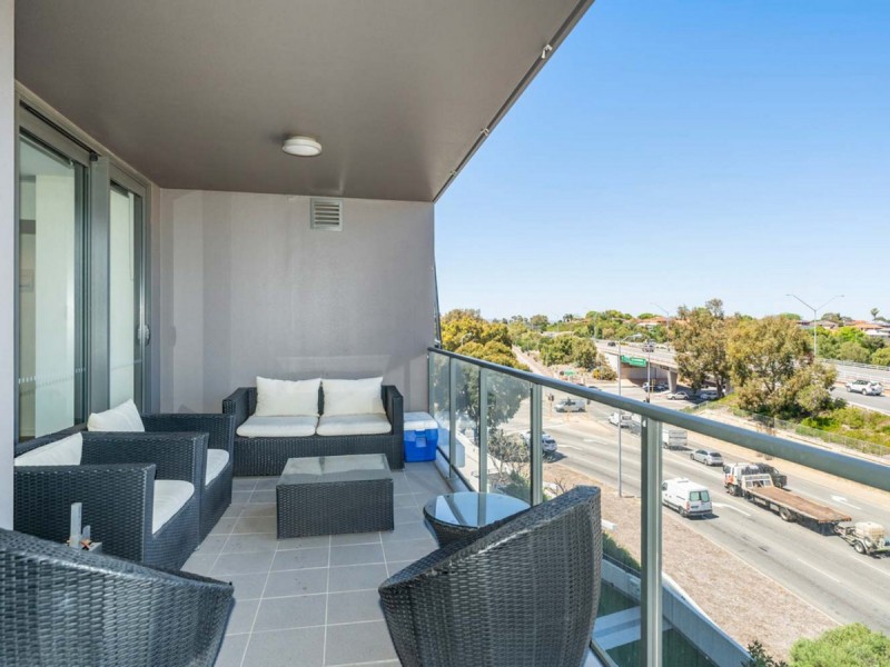 24/3 Homelea Court, Rivervale WA 6103