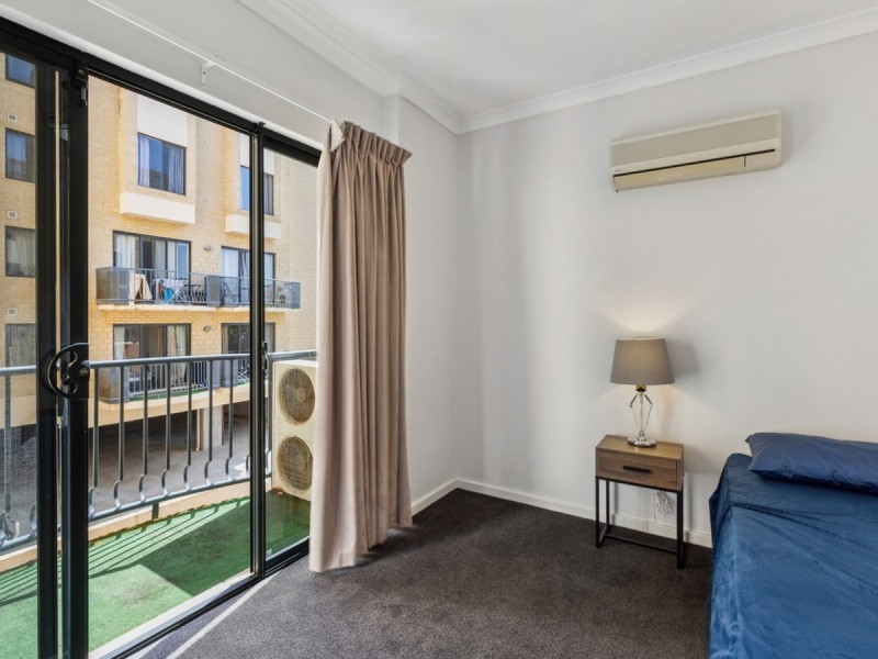 12/11 Regal Place, East Perth WA 6004