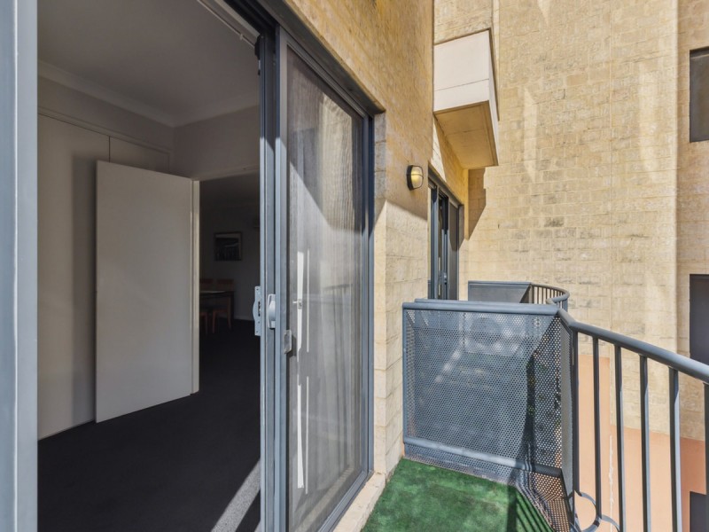 12/11 Regal Place, East Perth WA 6004