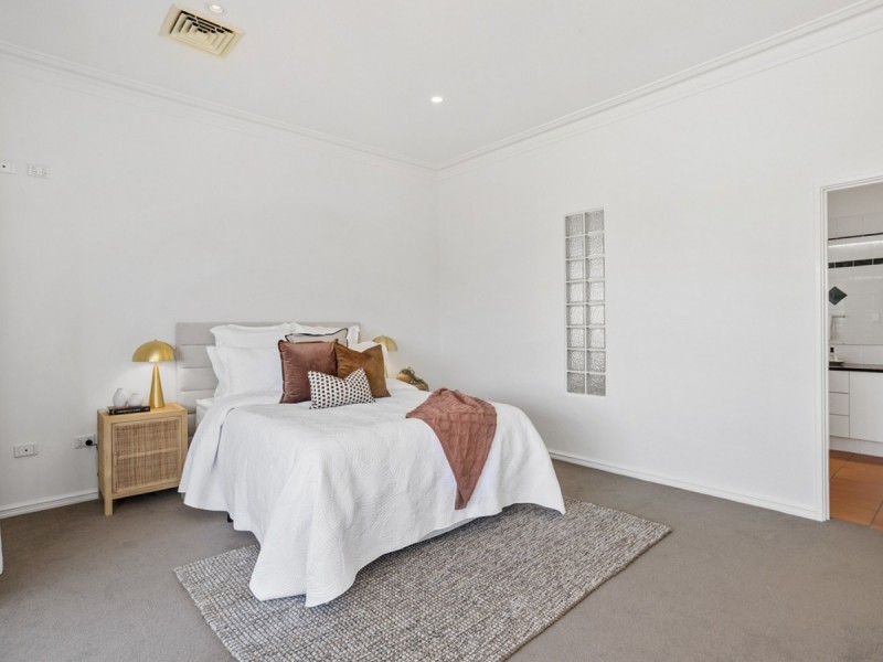 10 Jewell Lane, East Perth WA 6004