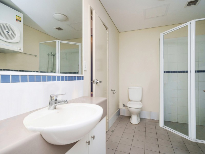 2/3 Marina Drive, Ascot WA 6104