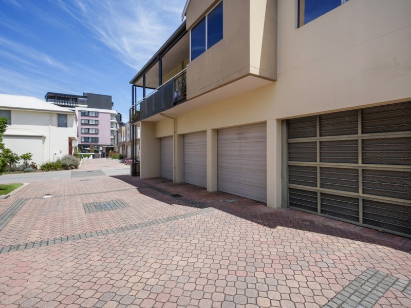 2/3 Marina Drive, Ascot WA 6104