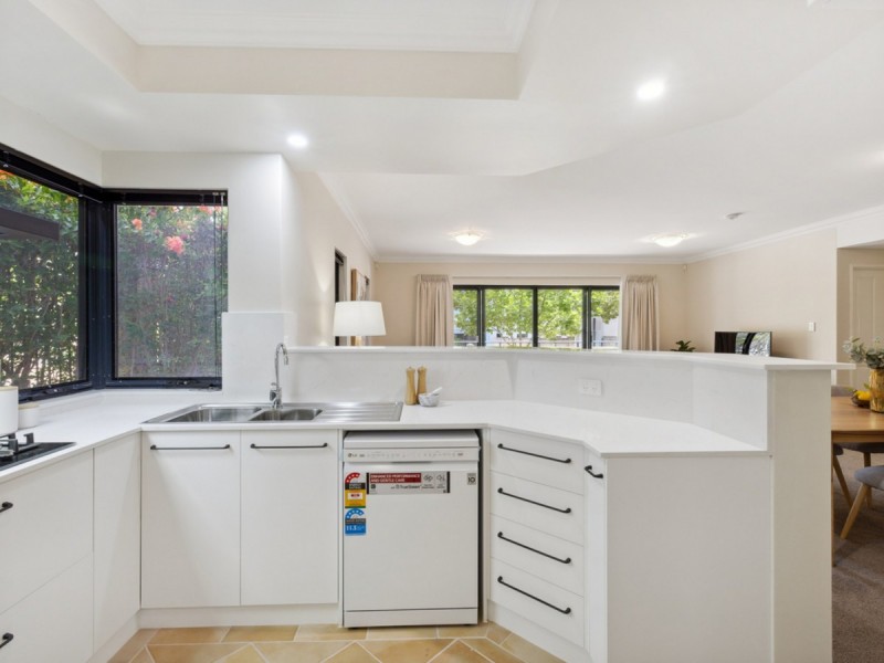 1/35 Haig Park Circle, East Perth WA 6004