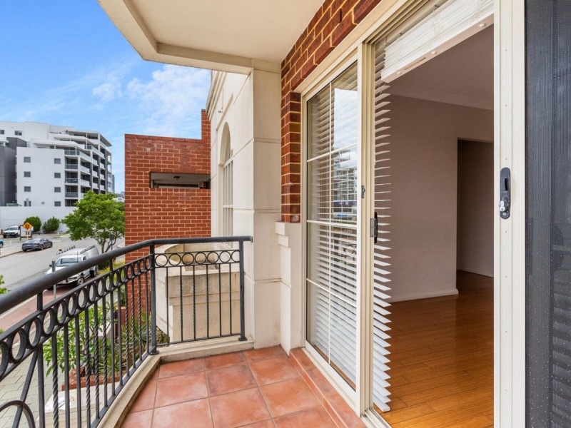 2/34 Kensington Street, East Perth WA 6004