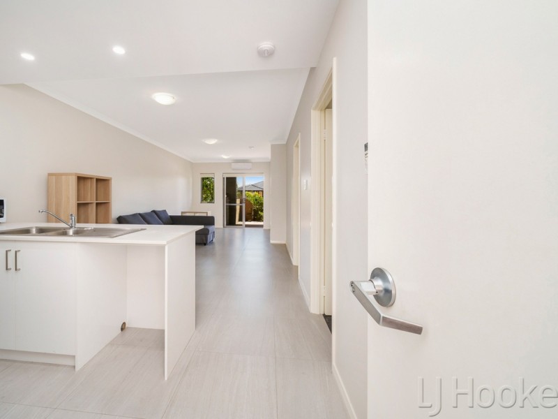 1/142 Renou Street, East Cannington WA 6107