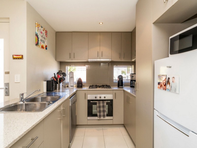 14/1 Lomax Court, Beeliar WA 6164