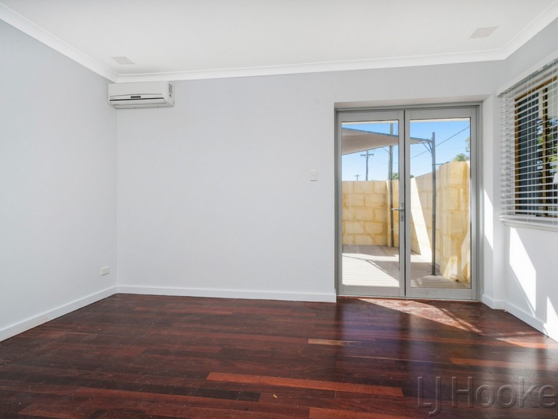 14 Crellin Way, Cloverdale WA 6105