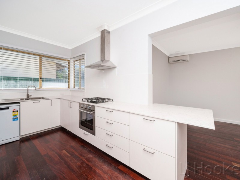14 Crellin Way, Cloverdale WA 6105