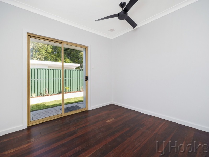 14 Crellin Way, Cloverdale WA 6105