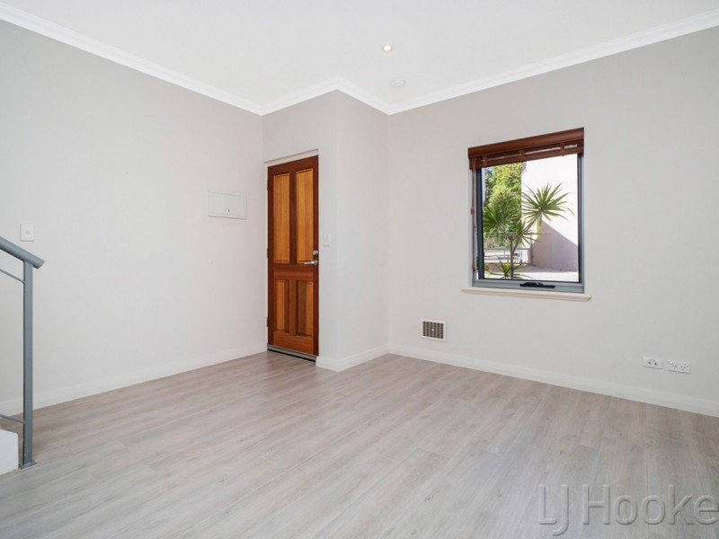 8/1 Park Road, Nedlands WA 6009