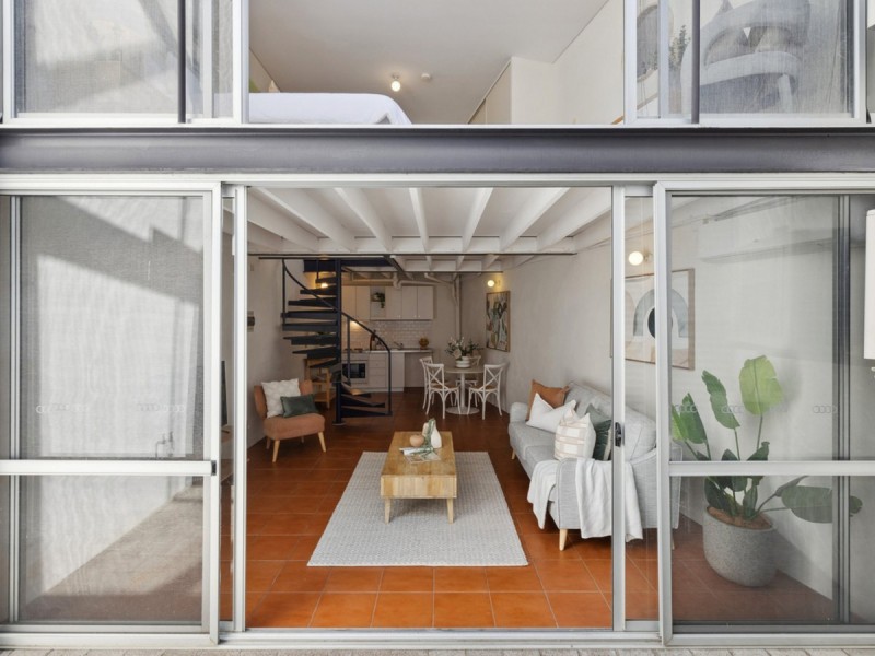 27 Little Brown Street, East Perth WA 6004