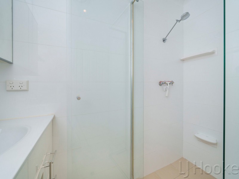 8/306 Grand Promenade, Dianella WA 6059