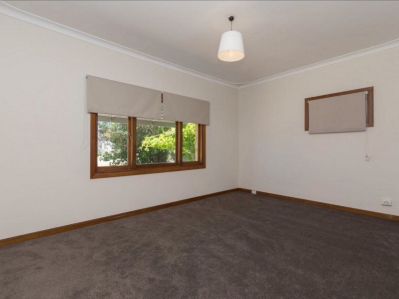 40 St Albans Road, Nollamara WA 6061