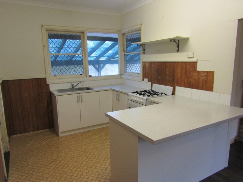 11 Mallion Street, Embleton WA 6062