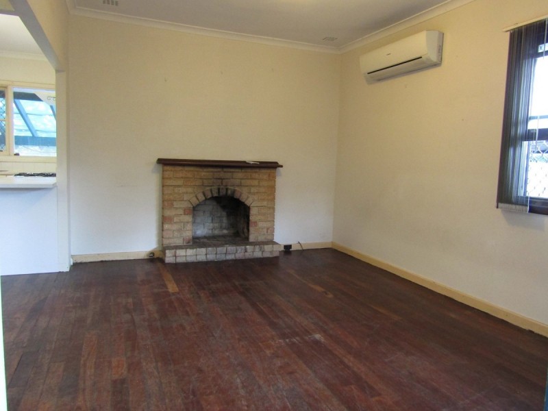 11 Mallion Street, Embleton WA 6062