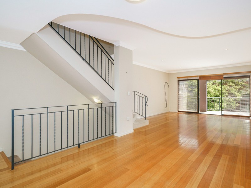 6 Tully Road, East Perth WA 6004