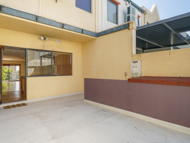 6 Tully Road, East Perth WA 6004