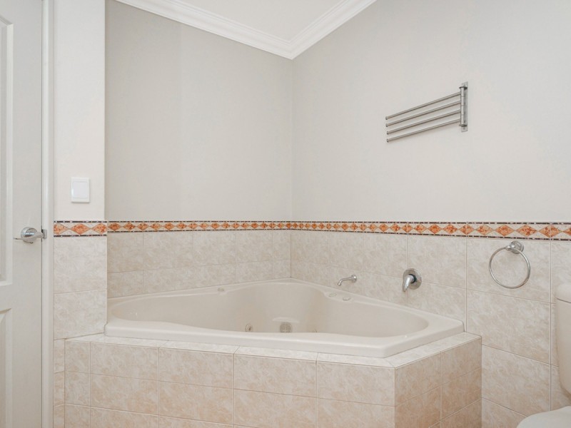 6 Tully Road, East Perth WA 6004