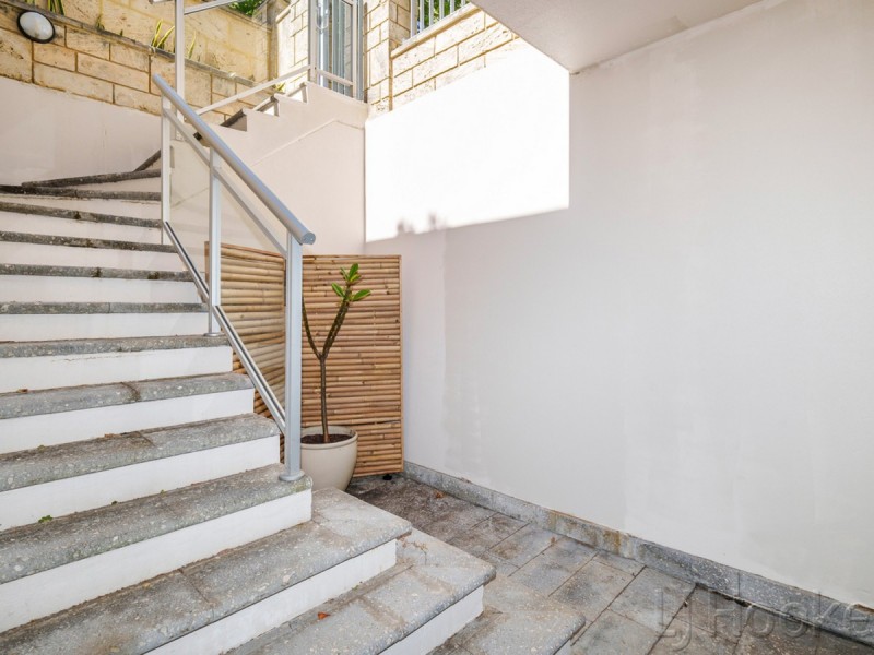 B1/29 Trafalgar Road, East Perth WA 6004