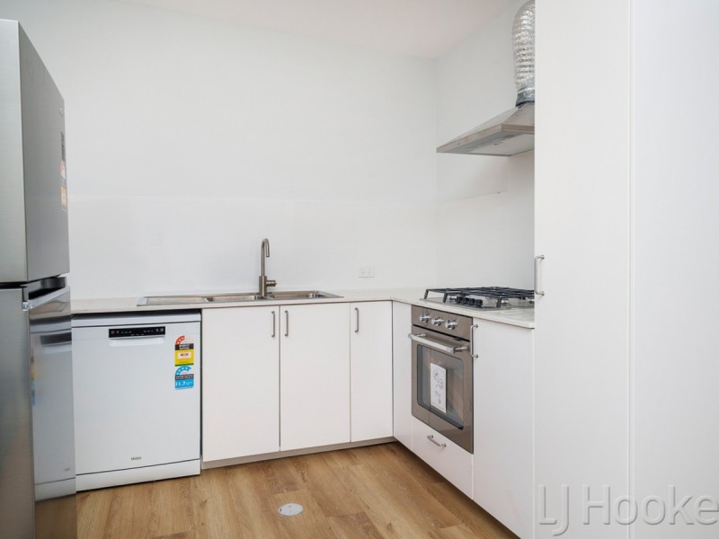 14A Crellin Way, Cloverdale WA 6105