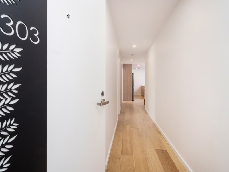 303/22 Kearns Crescent, Ardross WA 6153